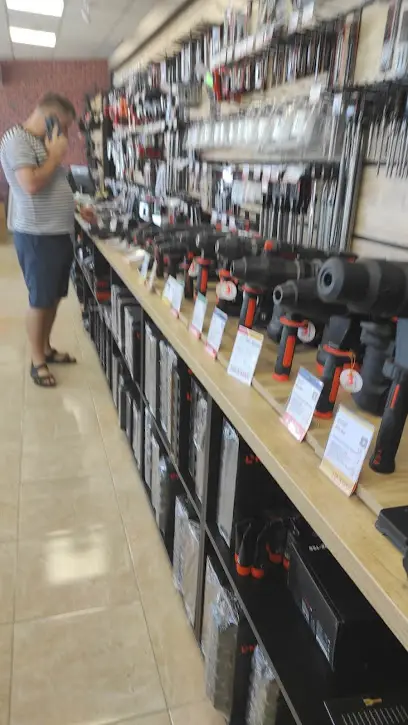 Салон майстерності Dnipro-M