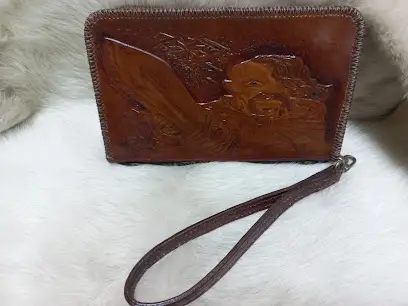 Салон- магазин- ателье "Golden Antelope"