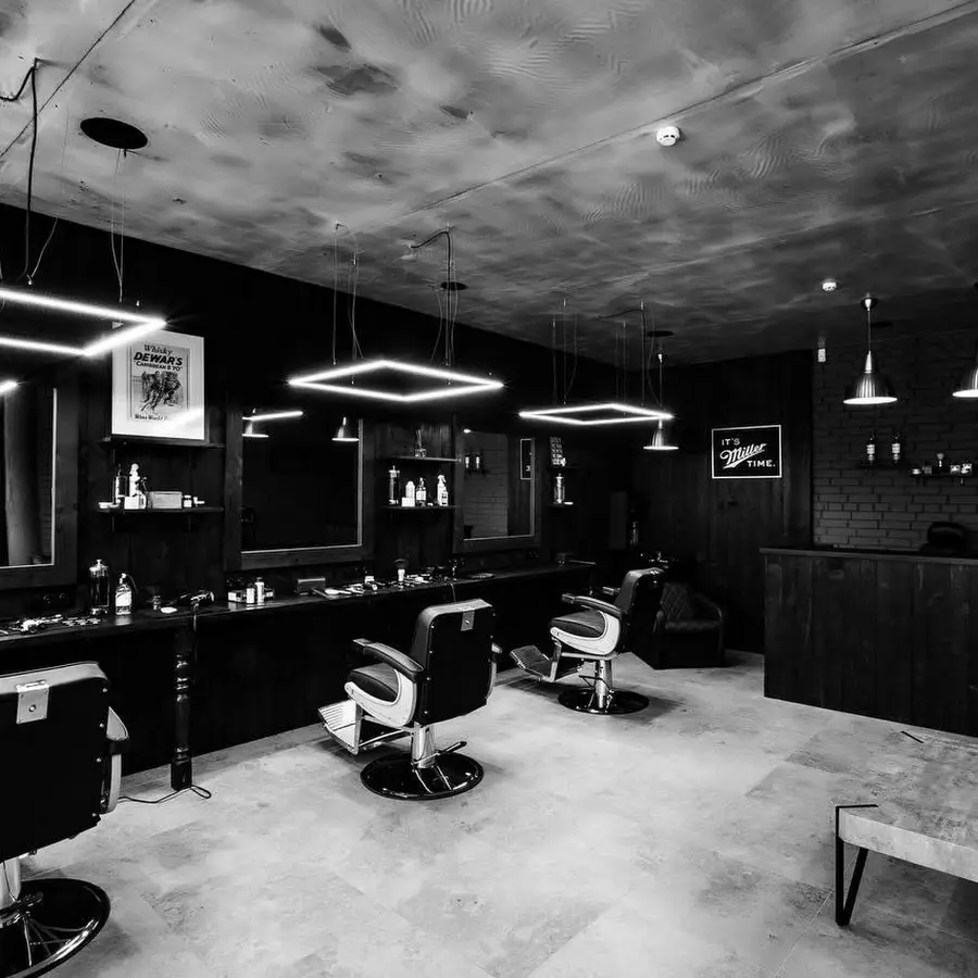 FIRM Barbershop &ndash; Чоловіча перукарня