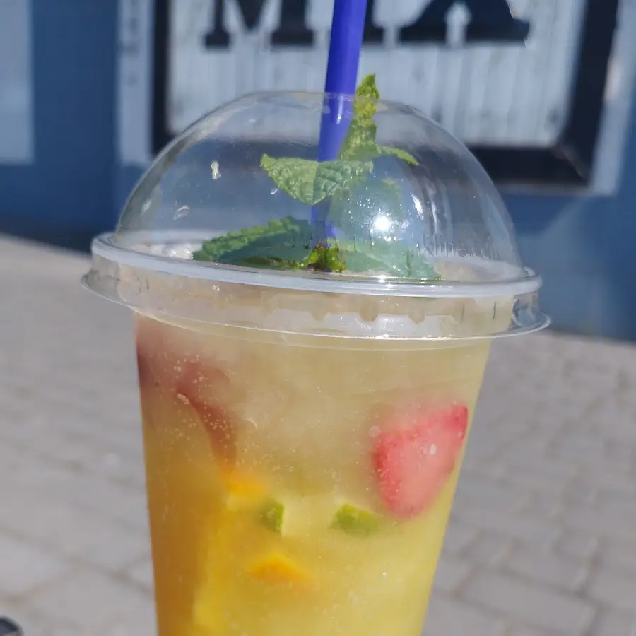 кафе&ldquo;Молочные коктейли&rdquo;