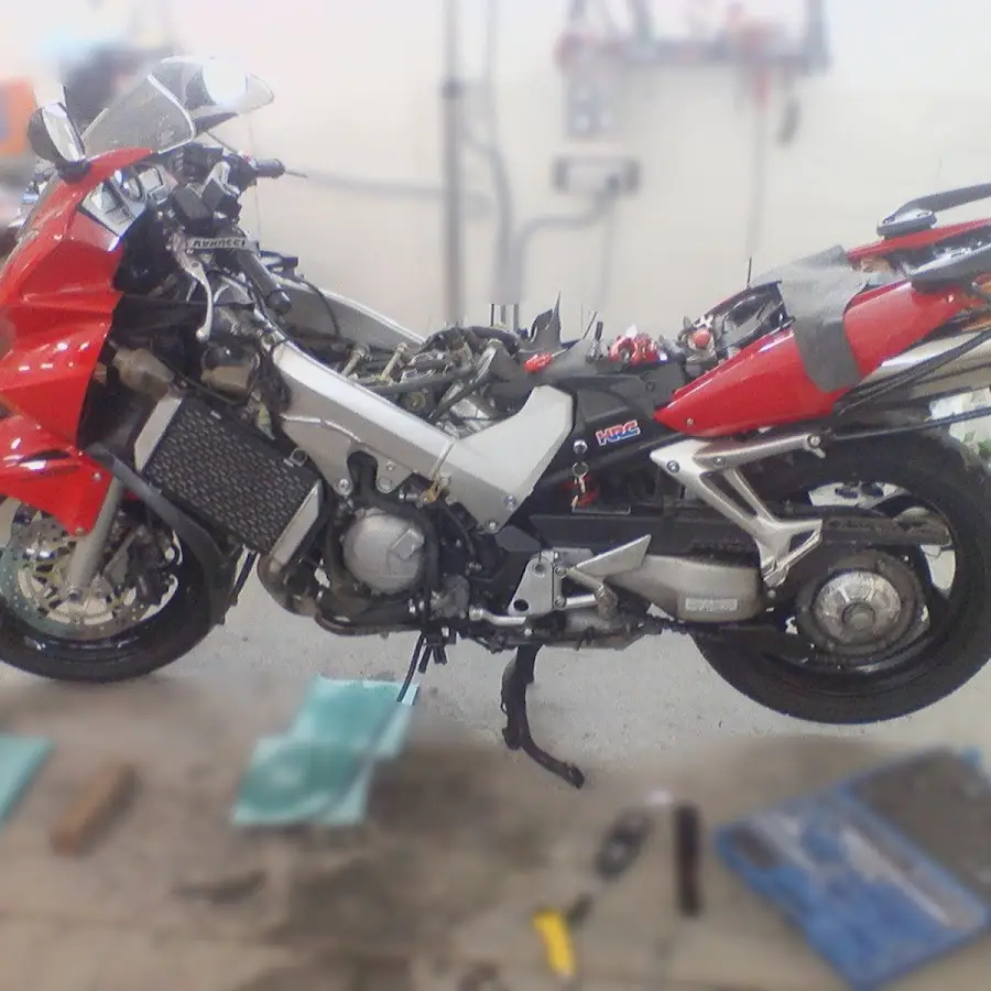 СТО 8 Диагностика Автоподбор Предпродажная подготовка Электрика Запчасти Авто Мото