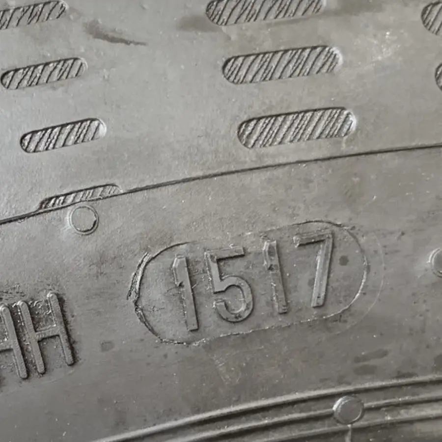 Шина 365 - шини б/у