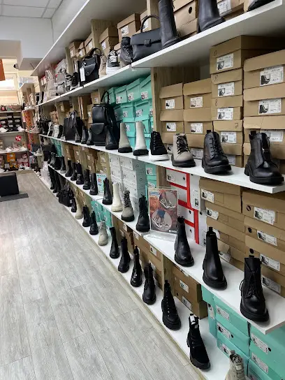 Магазин жіночого взуття Sezon ТЦ Формаркет