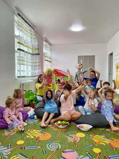 Центр розвитку дітей "UA kids"