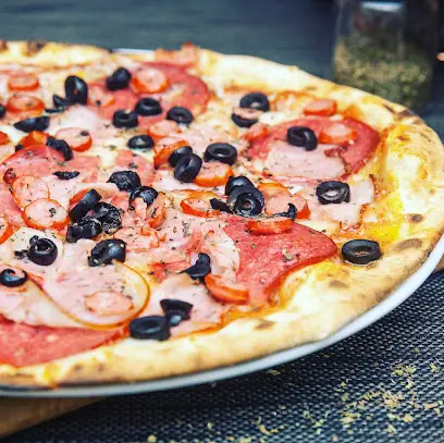 Family ресторан-піцерія