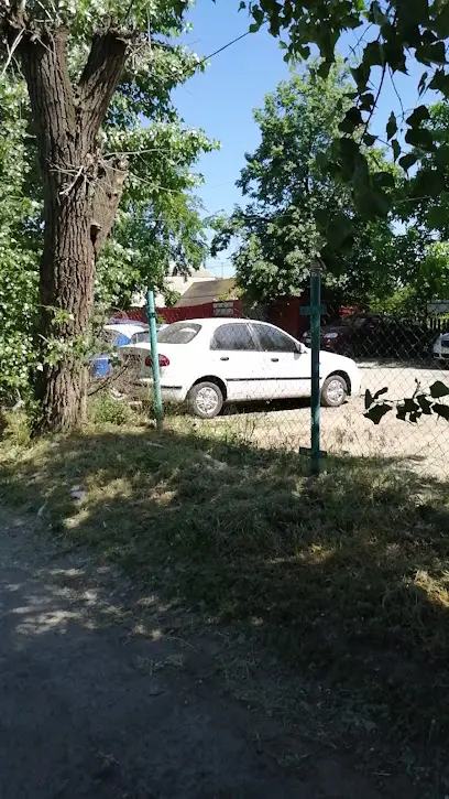 Паркувальний майданчик