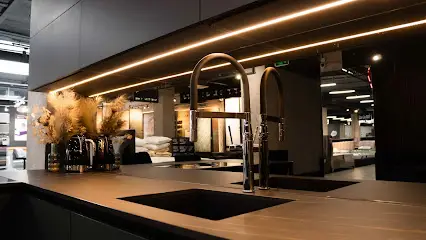 ТЦ "МЕНС Простір"