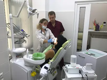Стоматологія "Smile Factory"