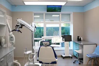 Центр естетичної стоматології та імплантації Мирошниченко - M clinic (стоматологія, стоматология)