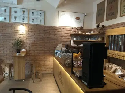 Кав'ярня Меделін