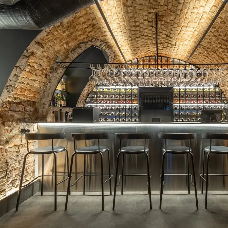 Нескромный Gastro bar