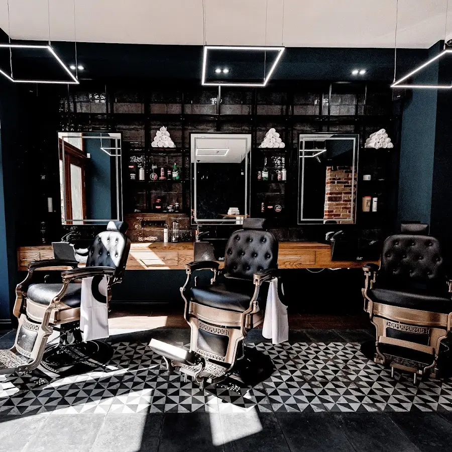 Kapper Barbershop - Чоловіча Перукарня