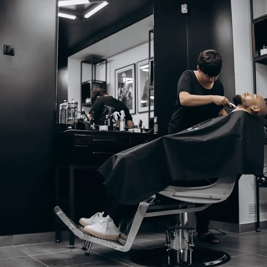 Барбершоп &laquo;Скажені Вуса&raquo;