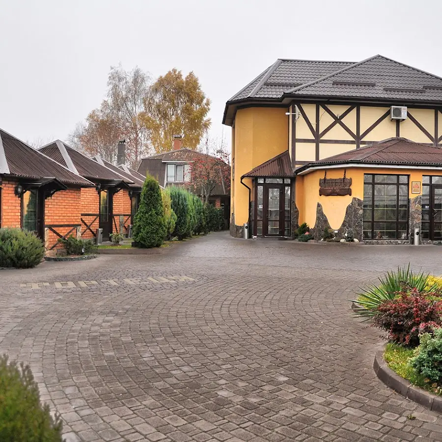 Готель Фортеця/Хостел24