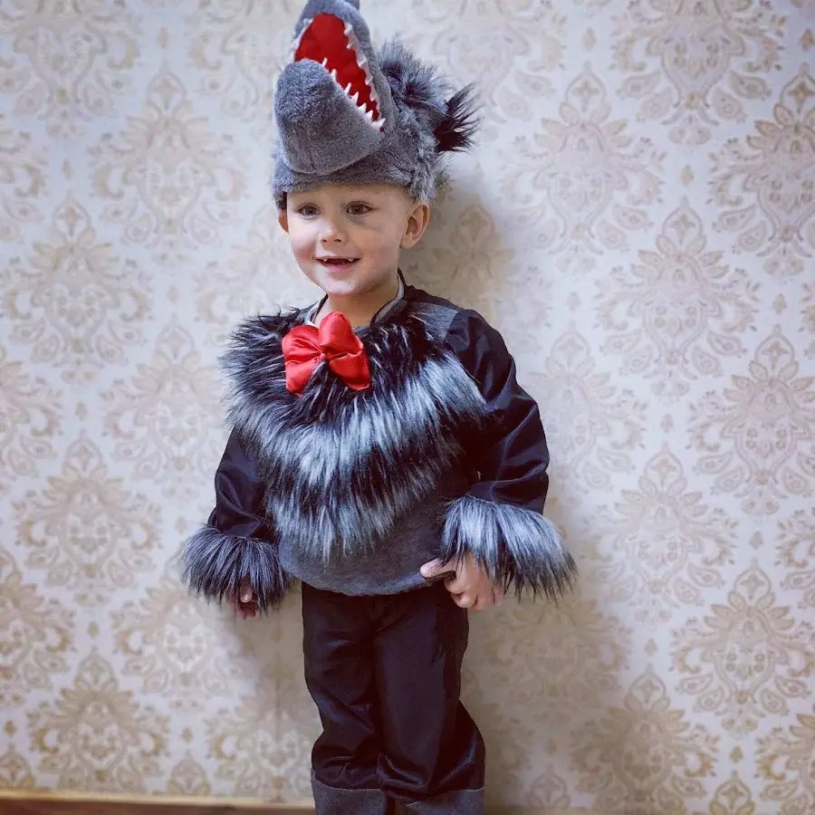 Прокат дитячих карнавальних костюмів Ельф