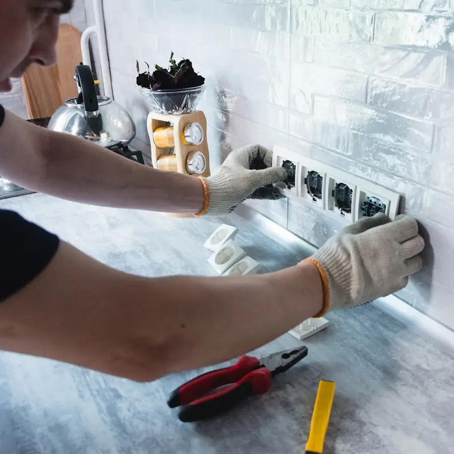 Домова служба Львів