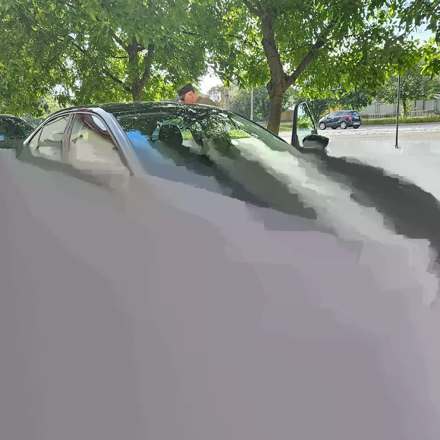 LeoCar Прокат Авто - Car Rental Lviv