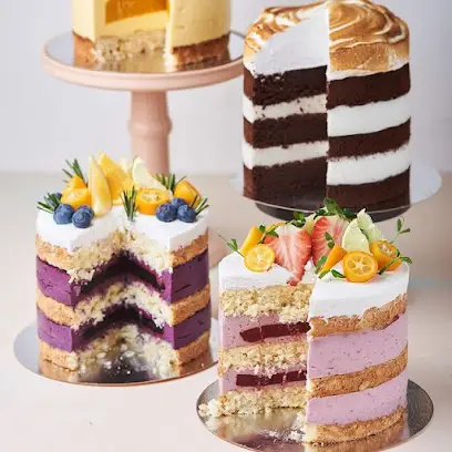 Кондитерська БІЛКА - вишукані торти, десерти, святковий декор, повітряні кульки для вас!