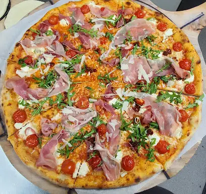 Піца від Окатьєвих 01