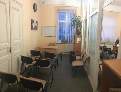 Школа іноземних мов "Language Step"