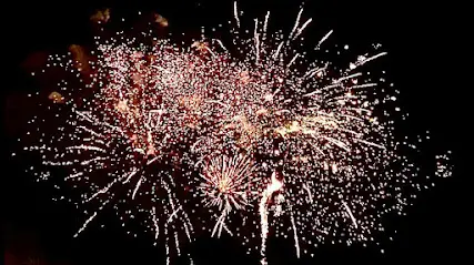 САЛЮТ, ПИРОТЕХНИКА И ФЕЙЕРВЕРК 1