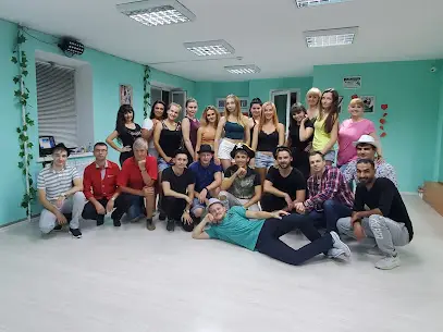 "Сальса Мафія" (школа соціальних латиноамериканських танців)