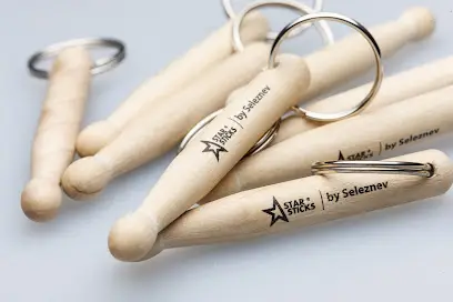 STARSTICKS - Барабанні палички, тренувальні педи, чохли і аксесуари для барабанщиків.