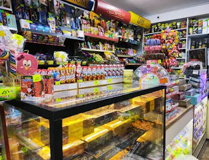 Магазин Солодощі, магазин Зоотовари
