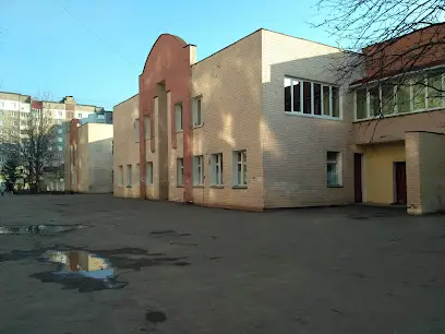 Навчально-виховне об'єднання №28 початкова школа