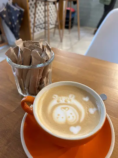 Кав'ярня Bench