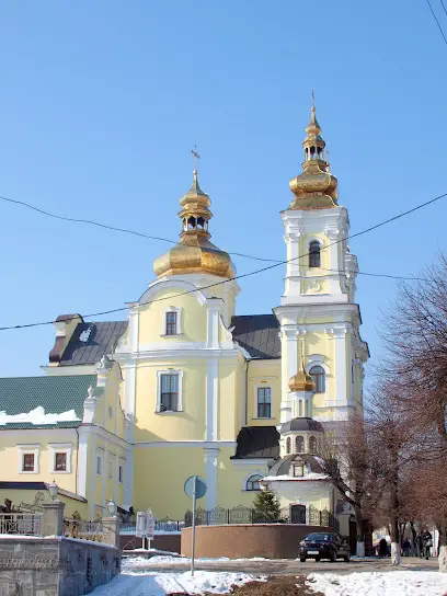 Єзуїтський монастир