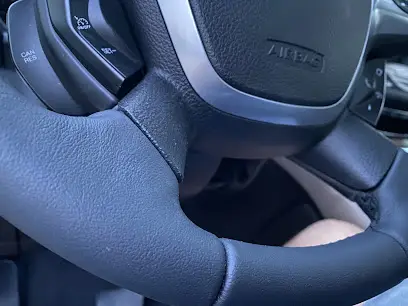 Перетяжка салонів авто