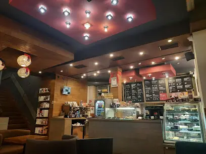 KREDENS CAFE на Валовій