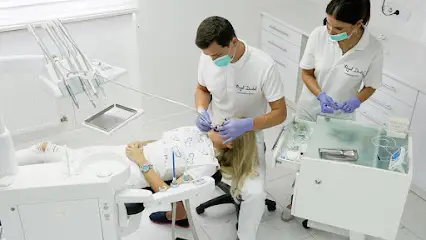 Cтоматологічна клініка - Royal Dental