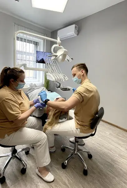 Стоматологічна клініка професора Ельвіри Безвушко