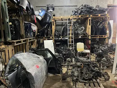 Авторозборка Чемпіон (склад), Авторозбірка, Автошрот