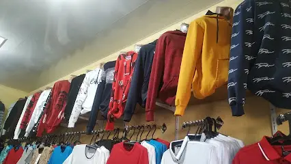 Магазин жіночого одягу MODA