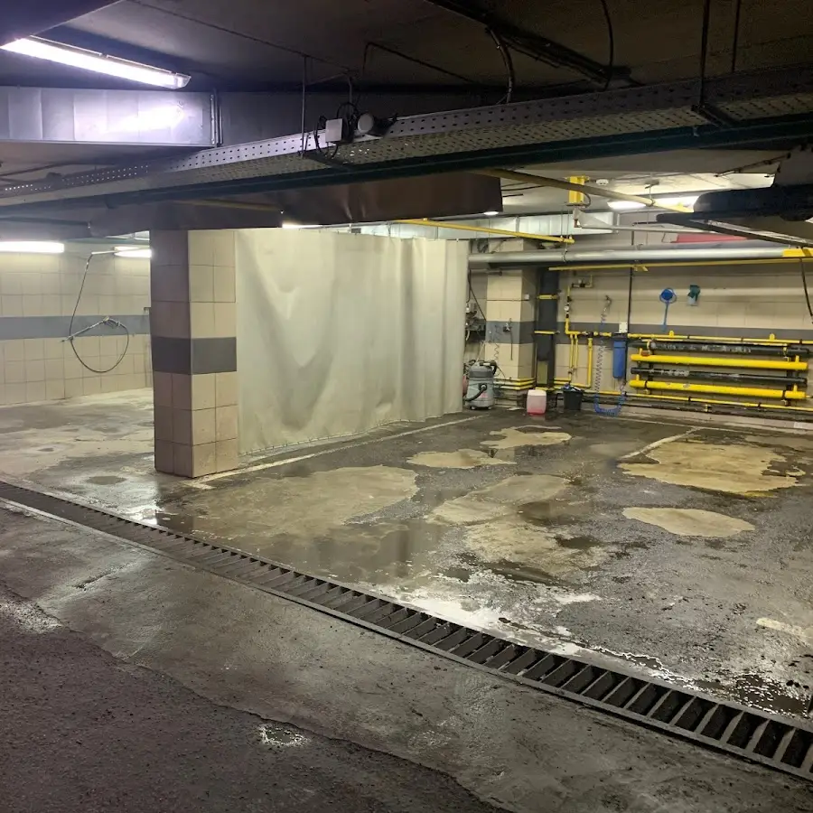 Автомийка на Кибальчича