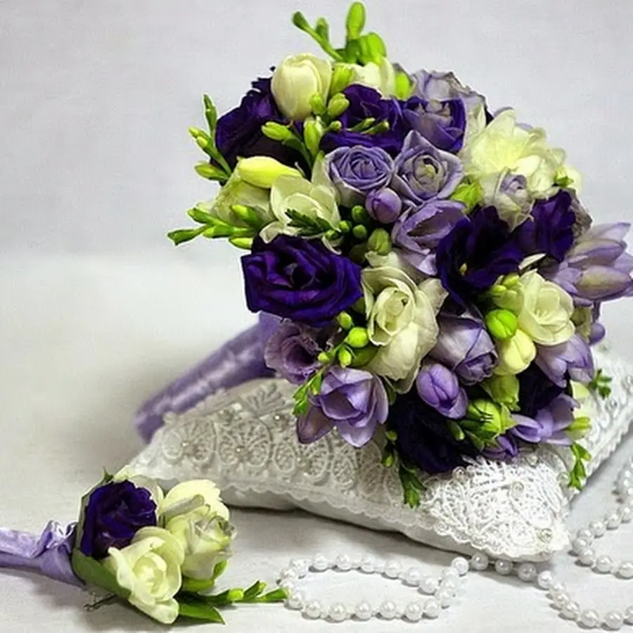 Доставка цветов и подарков Киев. Торты на заказ в Киеве (детские, свадебные). Караваи.