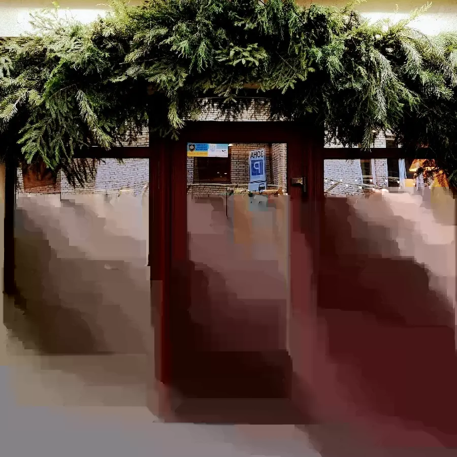 Fine Family restaurant