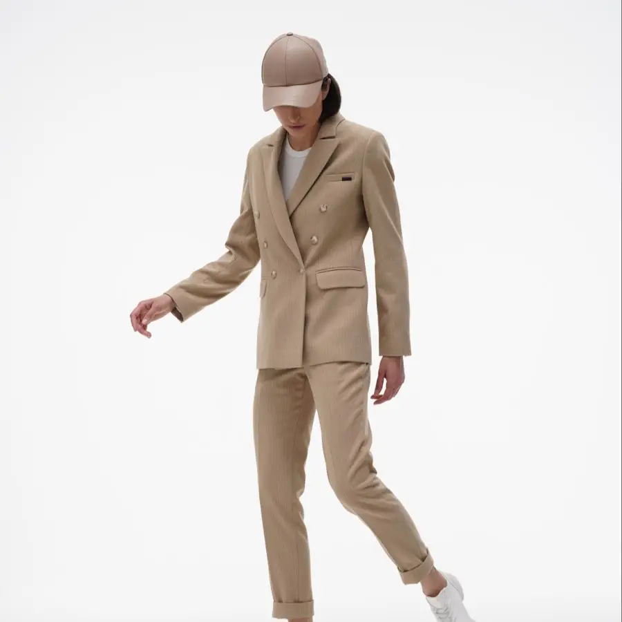 LIPUNOVA women&rsquo;swear