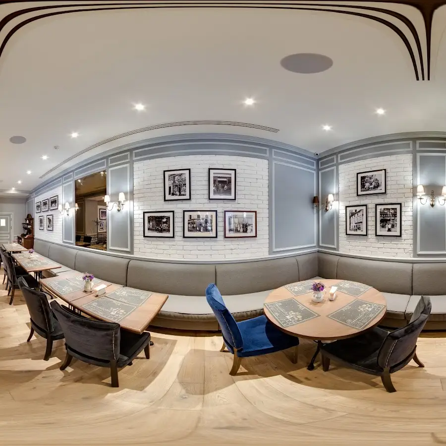 PAUL (Велика васильківська, 32)