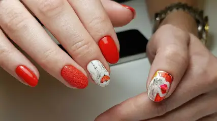 Студия маникюра @nychyporenko_nails