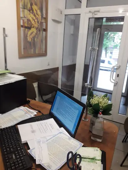 Годовська Тетяна, акредитований перекладач.