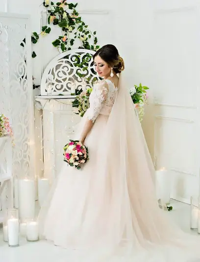 Ателье. Мастерская по индивидуальному пошиву одежды.