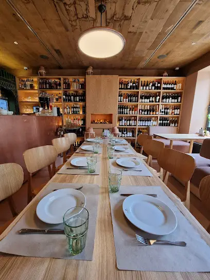 МАМА МАНАНА Прорізна