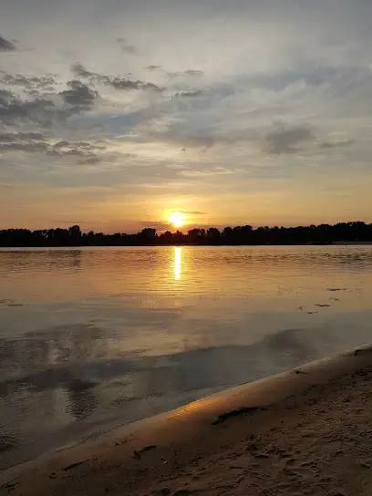Нудистський пляж &ldquo;Оболонь&rdquo;