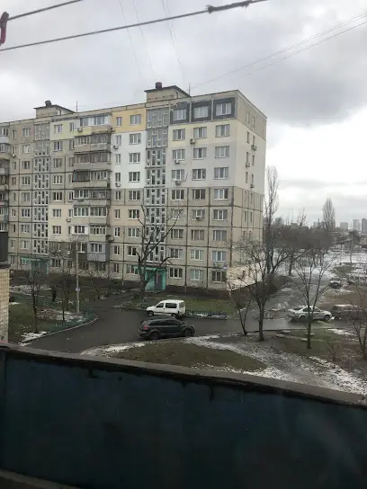 Комплексна дитячо-юнацька спортивна школа "Переможець"