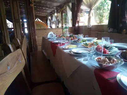 Білий лотос