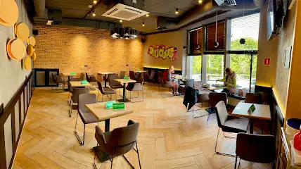 Пузата Хата